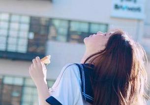 155吃瓜苹果版最新上线的视频，不看你会后悔哦！