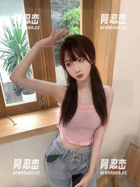 155黑料 吃瓜进行时,155黑料直达你的心脏,好奇心就像过山车!
