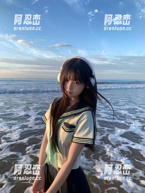 其实我在17吃瓜中心视频前停留了一会儿，心里五味杂陈…