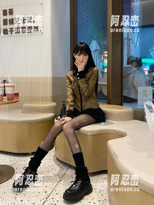 咦，17吃瓜网上的评论比文章本身还精彩，大家都在为啥生死不息讨论呢？