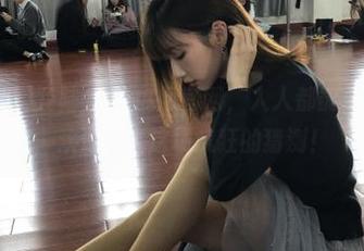登陆17吃瓜网官网，人人都能成为评论员，欢迎加入这场疯狂的猜测！
