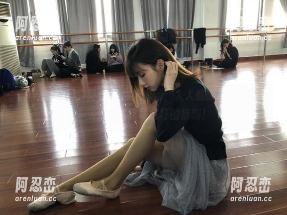 登陆17吃瓜网官网，人人都能成为评论员，欢迎加入这场疯狂的猜测！