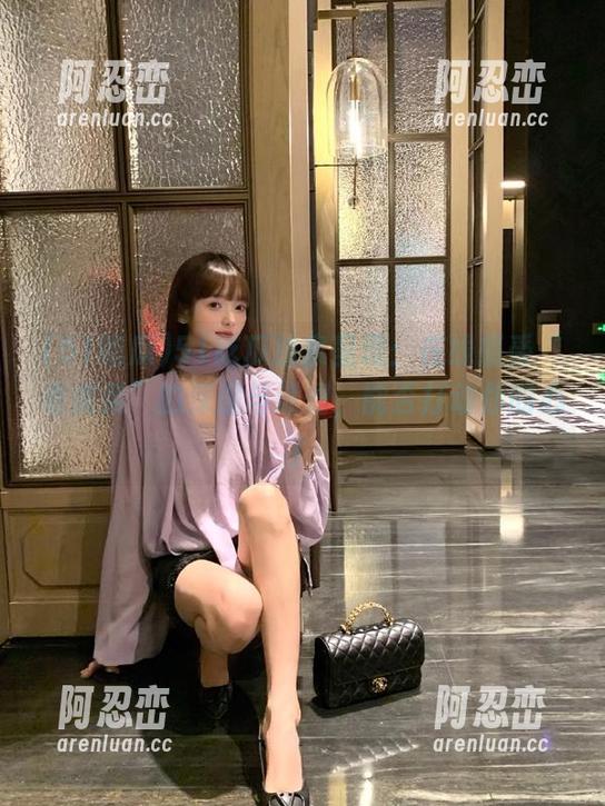 51吃瓜独家呈现：在线感受“老虎菜”的深邃与迷惘，能否打动你的心？
