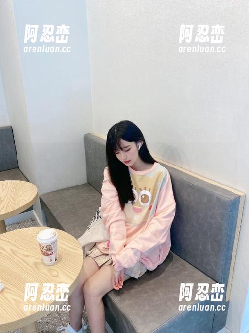 下载后只需登录，51吃瓜里的爆料像是流动的美味！
