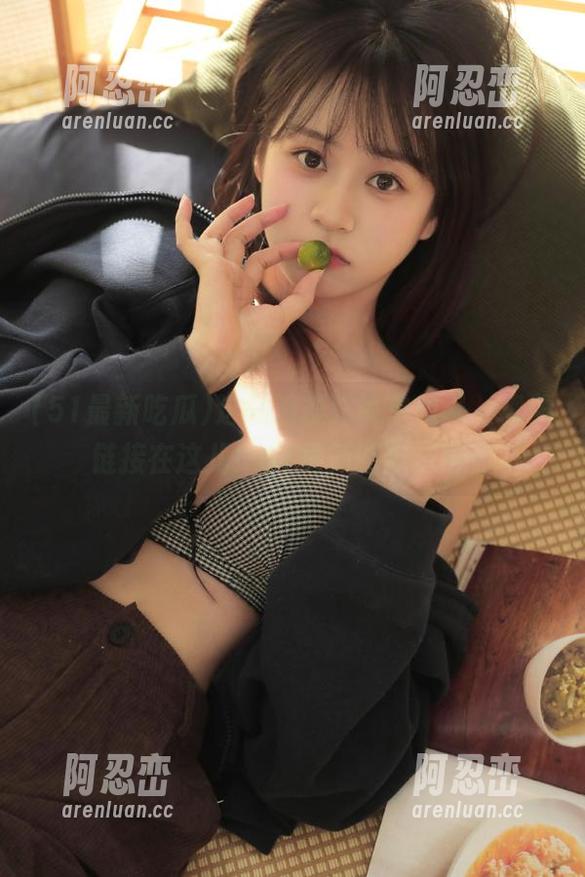 这一波操作简单粗暴，视频链接在这儿！51最新吃瓜送给你