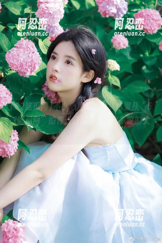 不小心撩了个瓜，结果从“52吃瓜网”的传送门丢进了无尽争议的大海，救命啊！