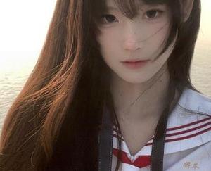 让我们像瓜一样，靠着61吃瓜王苹果版不停翻滚！