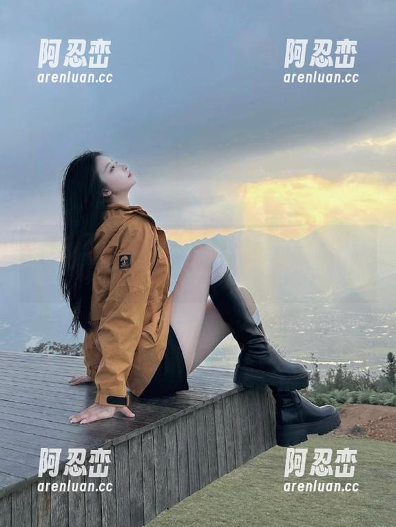 不知不觉就沉迷在718.st的观看时光里，真的是一次又一次的“中招”啊。