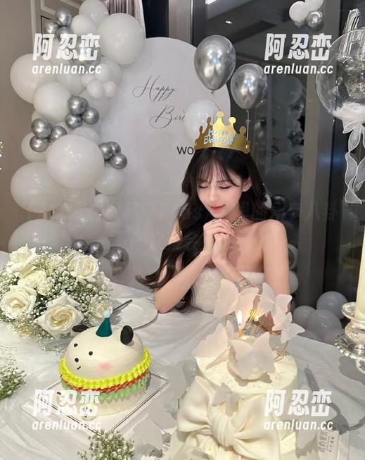 收藏“718sx”里的所有八卦，下一次聚会有话聊！