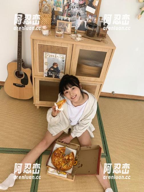 在91吃瓜登录时，你能感觉到空气中弥漫的好奇心，就像悄悄聊天般的暧昧。