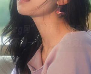“cg网”入口君，好奇心满满，恨不得一个人看个没完！