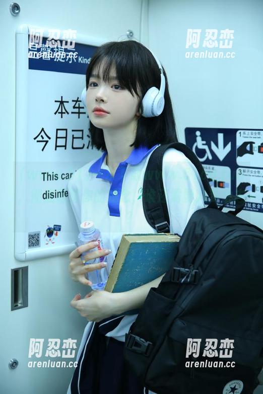 一次下载www.51cg.fun，彻底颠覆你的观念，谁还需要八卦杂志？