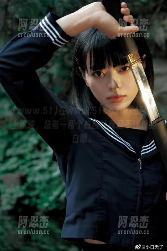 在www.51cg.fun的网页上流连，总有一两个热搜让我忍不住想翻白眼。