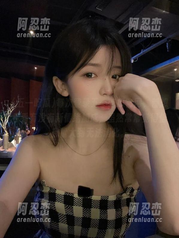 每次登录五一吃瓜官网，都想看看有没有新情绪加成，虽然常常觉得信息量大到无法消化。