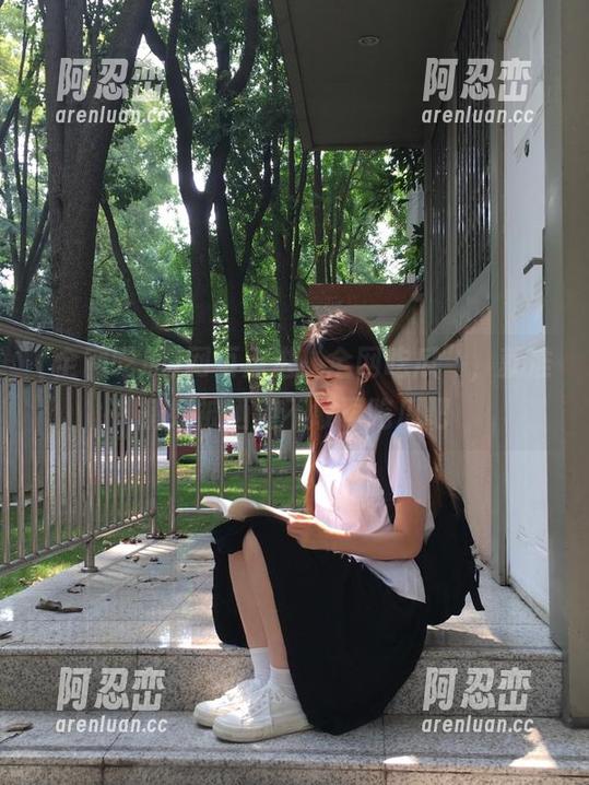 网页点进“全网吃瓜”，就准备好被晒到不敢再吃瓜吧