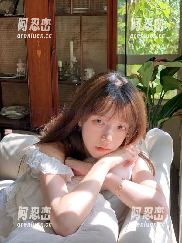 吃瓜网的黑料有时候让我恍若置身于迷失的传送门里，奇特又让人好奇。
