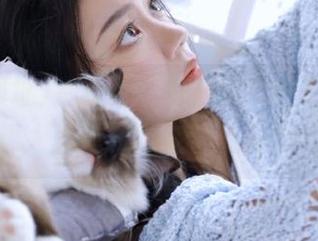 别犹豫，每日吃瓜网址的导航就像人群中的明星，闪亮超炸。
