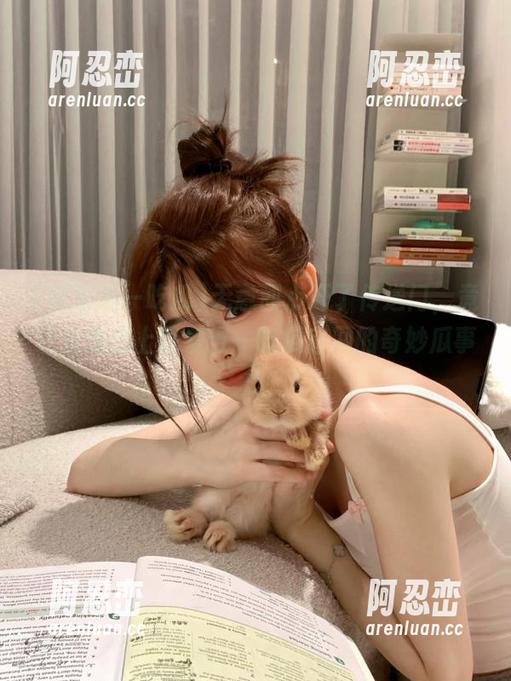 无意间点开了传送门，竟让我迷恋上我爱五一吃瓜官网的奇妙瓜事！