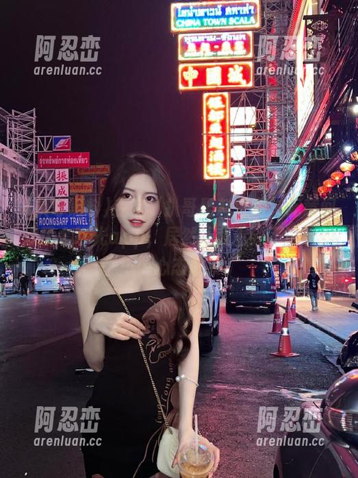 我在“扒哥黑料官网”无意间点了个曝光app，居然让我看到不该看的……心态崩溃。