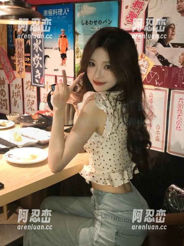 这“明星黑料app”的推荐真会玩，三两下就见大新闻，各种小踩雷层出不穷！
