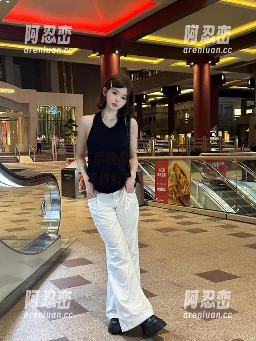 网红黑料 吃瓜变身艺术,隐秘视频里的网红黑料全在放送!