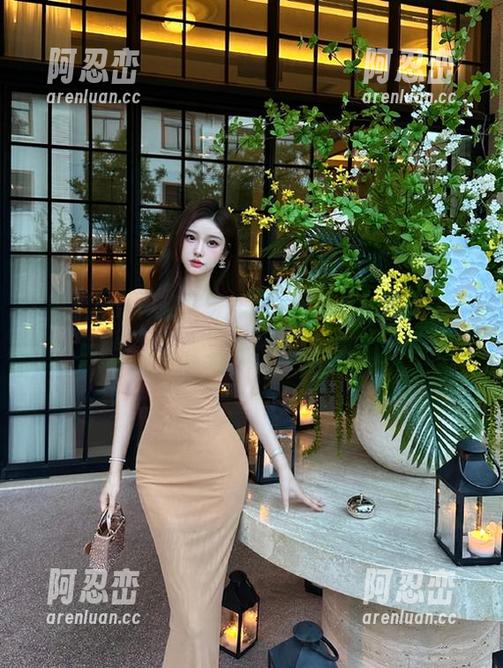 黑料com 嗨,黑料com今天又发布了不可思议的瓜,别说我没提醒你!
