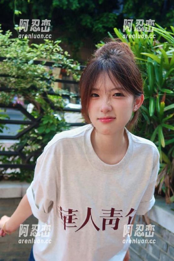 zztt49.ccm黑料不打烊，今儿个的更新让人猜来猜去，瓜田李下障碍重重呀！