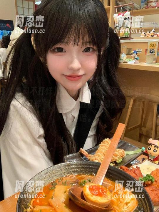 试试新地址的“万里长征黑料不打烊”，善变的我果然都快追不上了，哈哈。