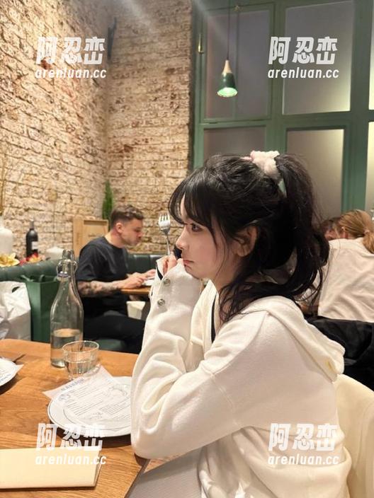 入口在哪？万里长征黑料不打烊更新得跟不上网速，急得我直转圈。