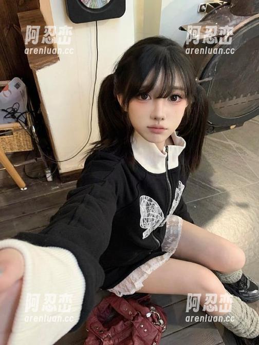 “黑料吃瓜网www”，永不迷路的瓜田，随便捡，随便踩
