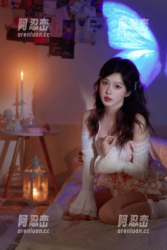 别看我，现在就想点开黑料吃瓜网www的网址探探什么新鲜事！