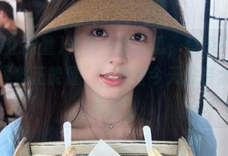 怀着一丝忐忑，登录“万篇长征黑料正能量”，希望今天没有太多的无聊！