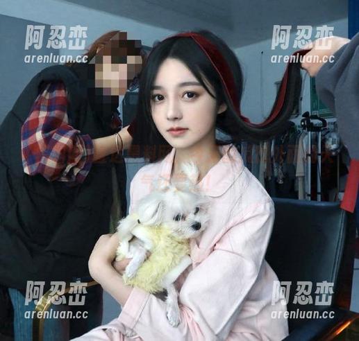 直达黑料网，今天的瓜比外面的天气还要热！