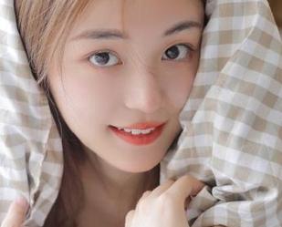 ios的911黑料网就像一碗栗子，壳硬里头却是软糯！我一口被喂饱了!